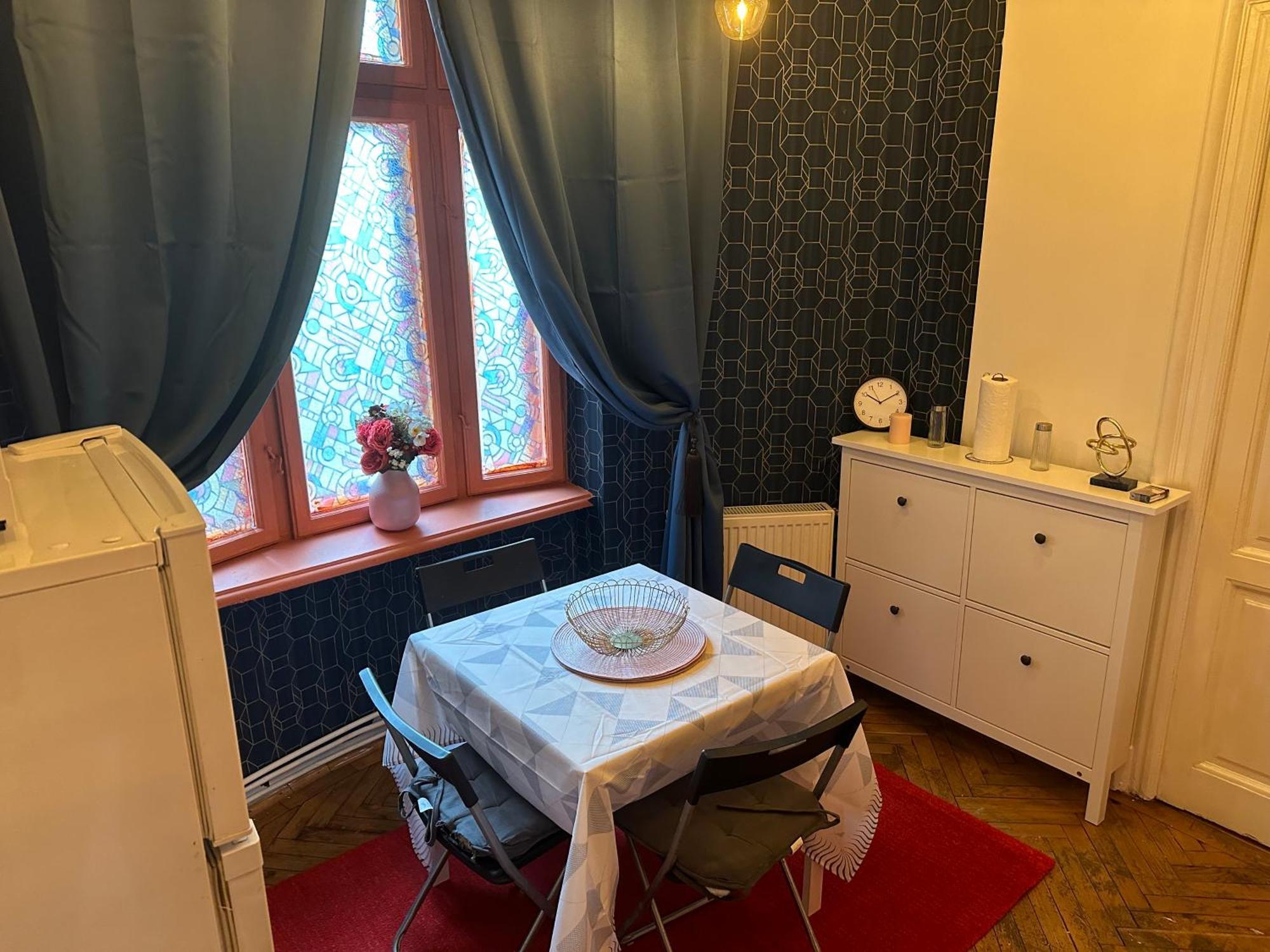 Sweethome Near Historical Center Appartamento